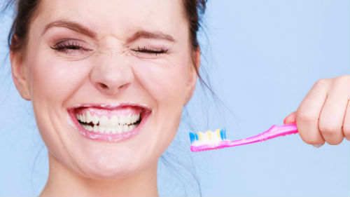 к чему снится чистить зубы зубной пастой