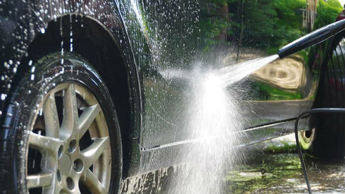 мыть машину