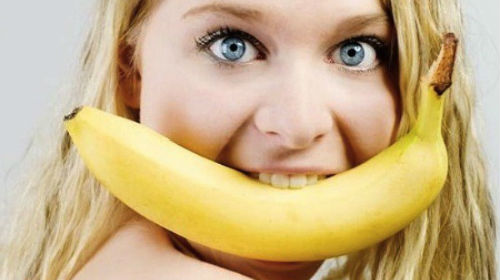 кушать бананы