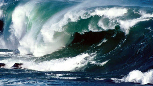к чему снятся огромные волны на море