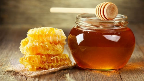 кушать мед во сне